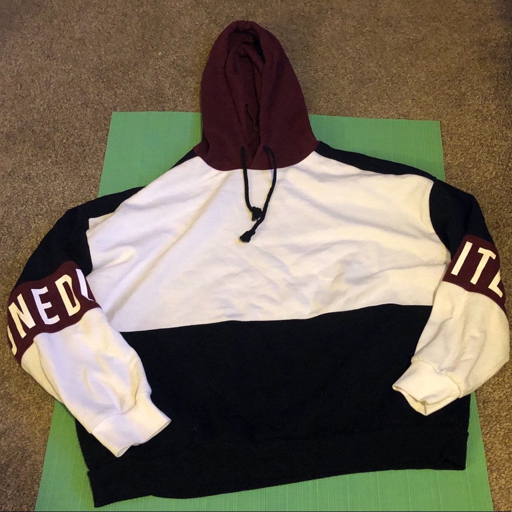 Women’s forever 21 hoody